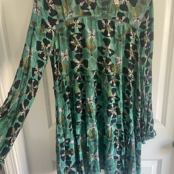 Knox rose med green printed dress - Picture 3 of 4